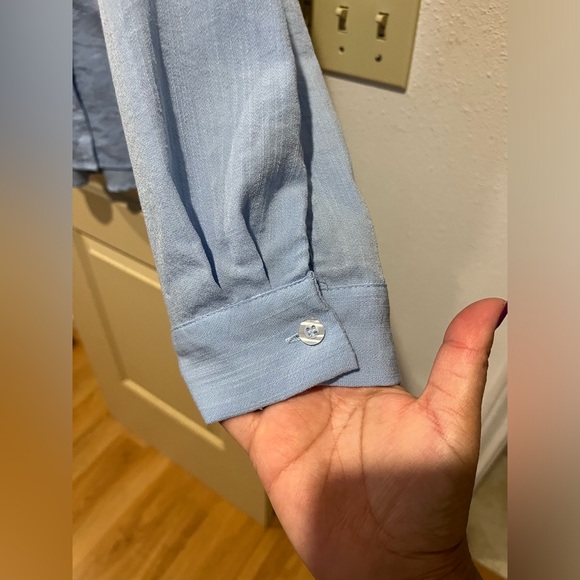 🔷 Long sleeve button down cotton/linen top. Size large. EUC. 🔷 - Picture 3 of 7